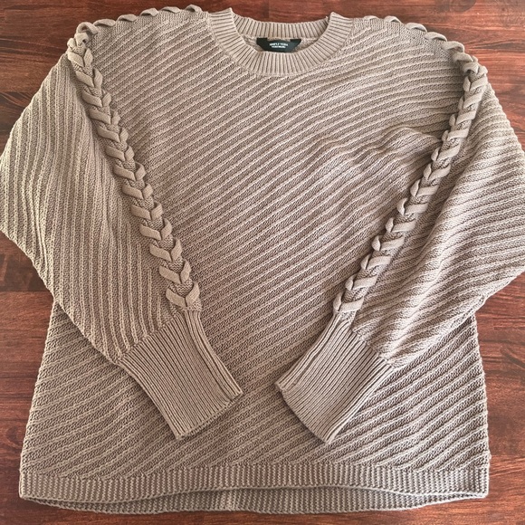 Simply Vera Vera Wang Sweaters - Vera Wang laced up sweater